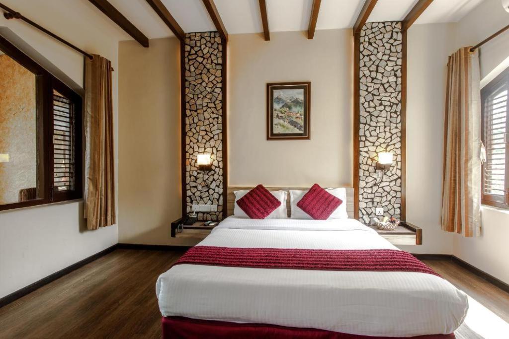 The Lakeside Retreat By Ime Hospitality Pvt Ltd Pokhara Exterior photo
